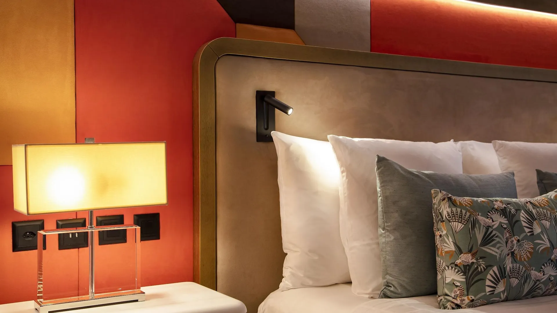 Hotel Bristol Geneva 4*,